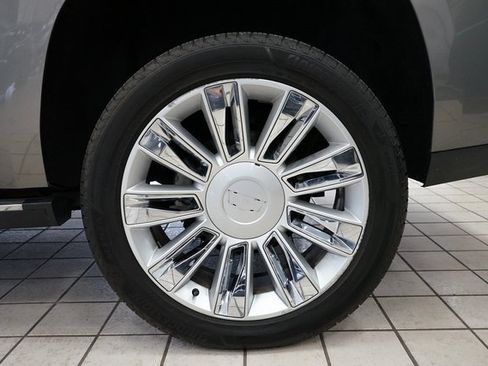 Used 2017 Cadillac Escalade Platinum image 66