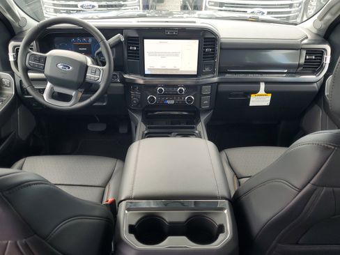 New 2026 Ford F250 Lariat w/ Chrome Package image 12