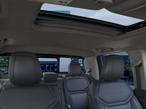 New 2026 Ford Maverick Lariat w/ Black Appearance Package image 12