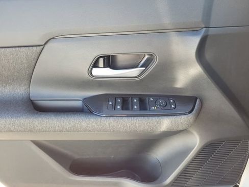 New 2026 Nissan Kicks SV w/ Cold Weather Package FWD image 21