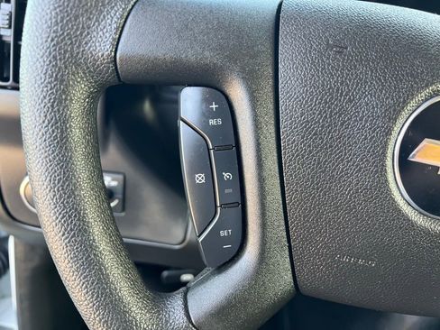 Used 2024 Chevrolet Express 2500 w/ Driver Convenience Package image 36