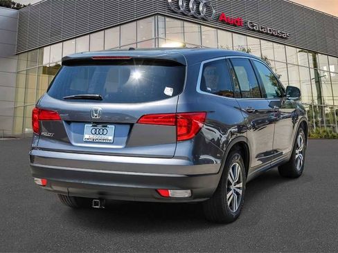 Used 2017 Honda Pilot EX image 4