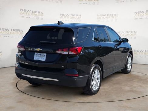 Used 2024 Chevrolet Equinox LT FWD image 5