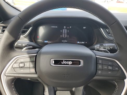 New 2025 Jeep Grand Cherokee Laredo X image 19