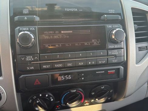 Used 2012 Toyota Tacoma 4x4 Double Cab w/ SR5 Pkg image 11