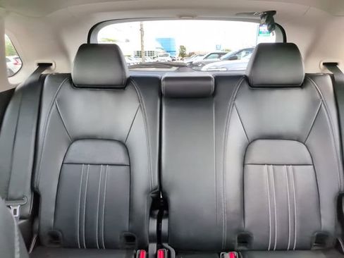 Used 2024 Honda HR-V EX-L image 29