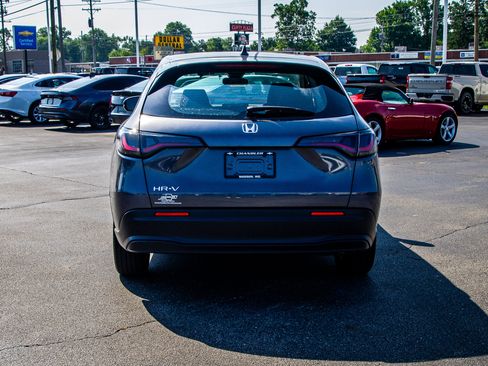 Used 2024 Honda HR-V LX image 6
