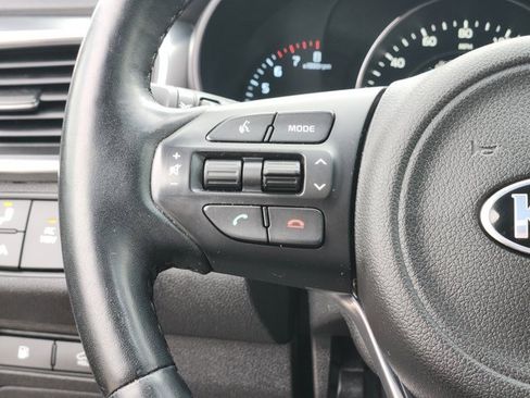 Used 2018 Kia Sorento SX image 28