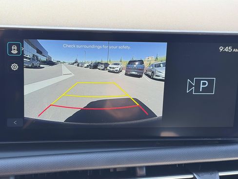 Certified 2025 Hyundai Santa Cruz SE AWD/4WD image 18