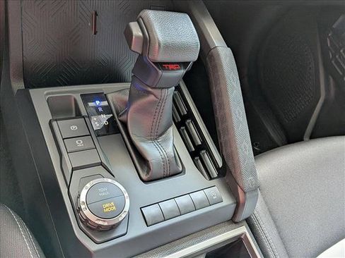 Used 2025 Toyota Tacoma TRD Sport RWD image 11