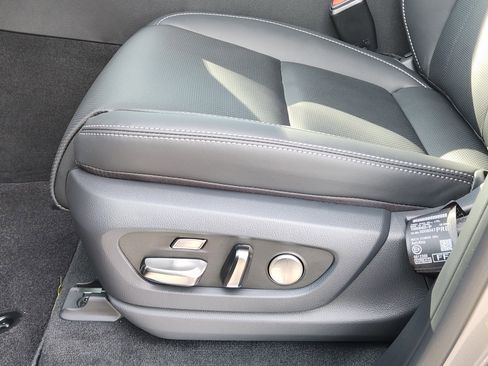 New 2026 Lexus LX 700h Luxury image 19