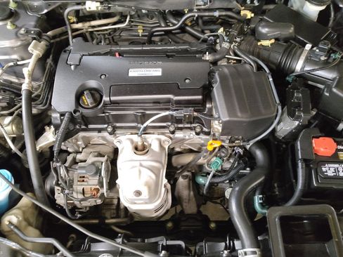 Used 2016 Honda Accord LX image 30