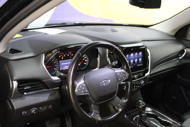 Used 2021 Chevrolet Traverse RS AWD/4WD image 14