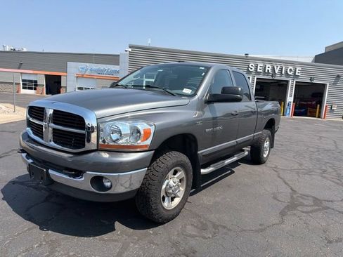 Used 2006 Dodge Ram 2500 Truck SLT w/ Trailer Tow Group AWD/4WD image 14