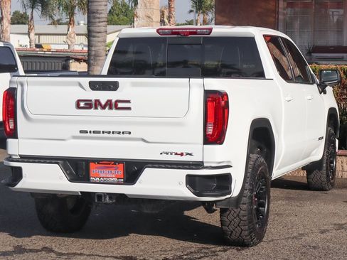 Used 2022 GMC Sierra 1500 AT4X image 11