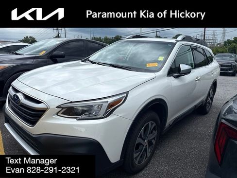Used 2022 Subaru Outback Touring XT AWD/4WD image 2