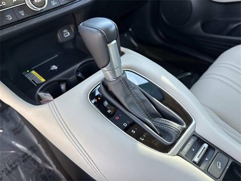 Used 2024 Honda HR-V EX-L image 24