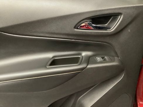 Used 2019 Chevrolet Equinox Premier AWD/4WD image 5