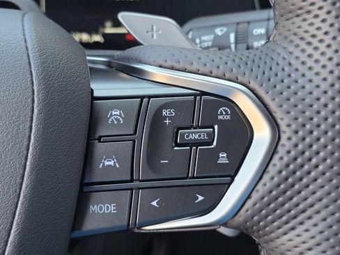 New 2026 Lexus TX 500h AWD image 32