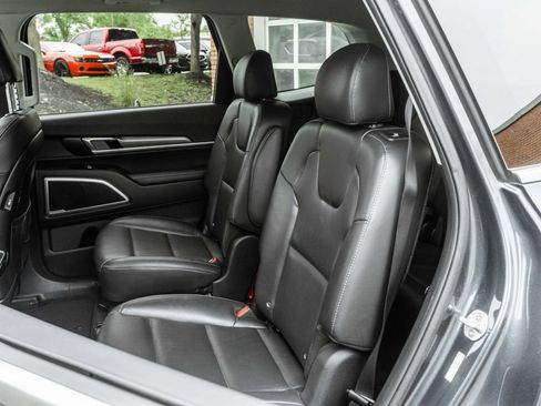 Used 2020 Kia Telluride S AWD/4WD image 24