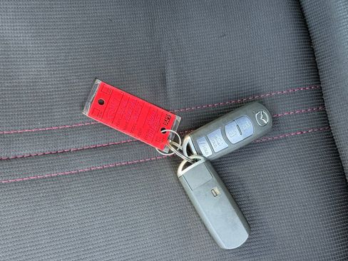 Used 2016 MAZDA MX-5 Miata Club image 45