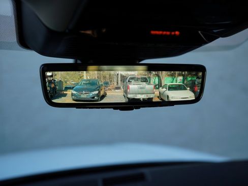 Used 2022 Land Rover Range Rover SE image 34