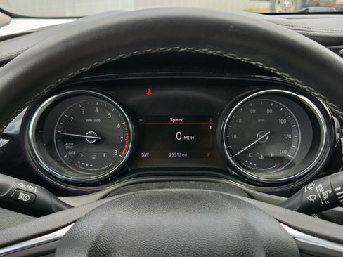 Used 2022 Buick Encore GX Preferred w/ Cold Weather Comfort Package FWD image 15