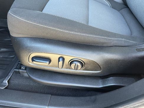 Used 2023 Chevrolet Blazer LT w/ Convenience Package image 21