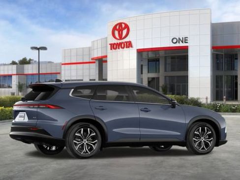 New 2025 Toyota Crown Signia image 42