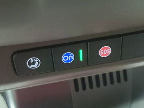 Used 2024 Chevrolet Tahoe LT w/ Luxury Package image 19