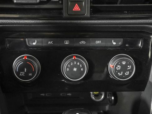 Used 2024 Volkswagen Taos S image 31