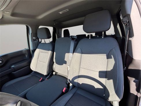 Used 2022 Chevrolet Silverado 1500 Custom image 16