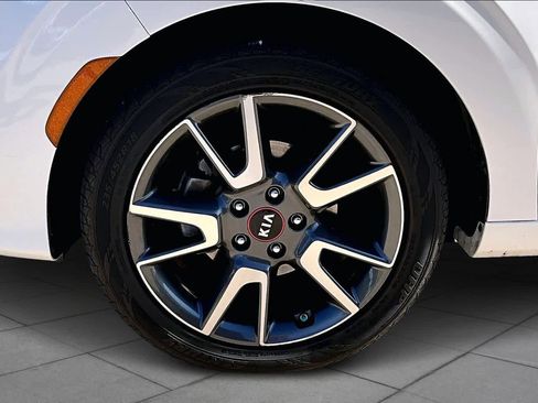 Used 2021 Kia Soul GT-Line image 11