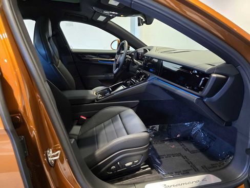 New 2026 Porsche Panamera 4 image 13