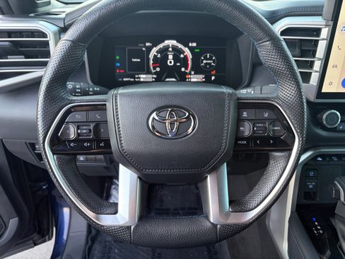 Used 2022 Toyota Tundra Platinum AWD/4WD image 12
