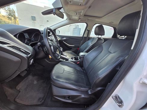 Used 2012 Ford Focus SEL image 22