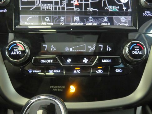 Used 2024 Nissan Murano SL image 44