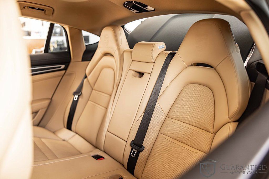 Used 2023 Porsche Panamera 4 Platinum Edition w/ Assistance Package AWD/4WD image 32