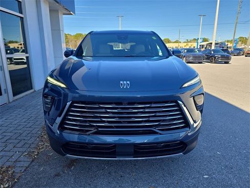 New 2026 Buick Enclave Preferred image 2