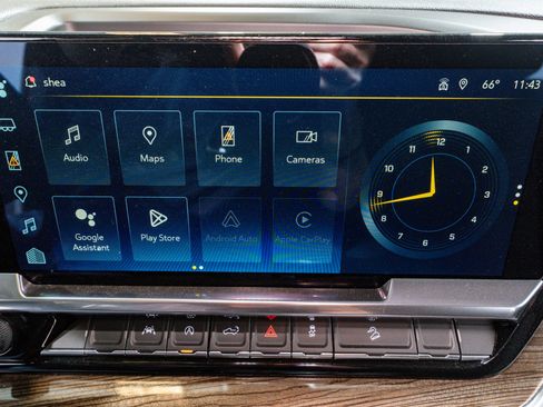 Used 2024 Chevrolet Silverado 1500 RST image 16