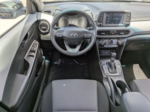 Used 2021 Hyundai Kona SE image 13