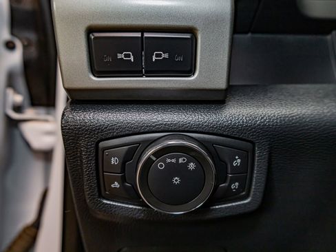 Used 2022 Ford F250 Lariat w/ FX4 Off-Road Package image 16