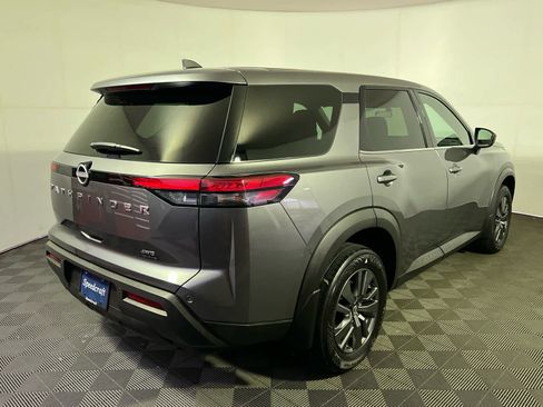 Used 2023 Nissan Pathfinder S image 7