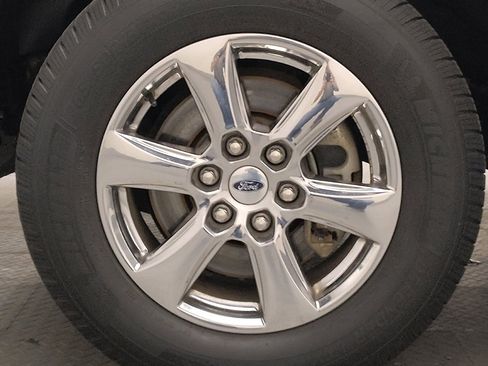 Used 2019 Ford F150 XLT w/ Equipment Group 302A Luxury image 31