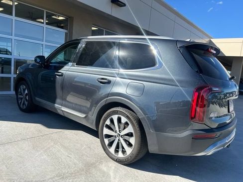 Used 2020 Kia Telluride EX w/ EX Premium Package AWD/4WD image 4