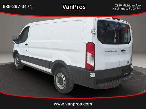 Used 2015 Ford Transit 250 130 Low Roof RWD image 3
