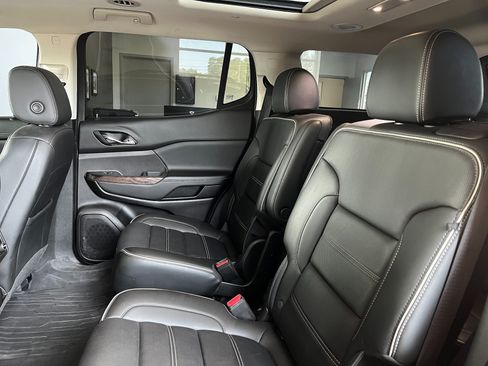 Used 2021 GMC Acadia Denali w/ GMC Pro Grade Package AWD/4WD image 23