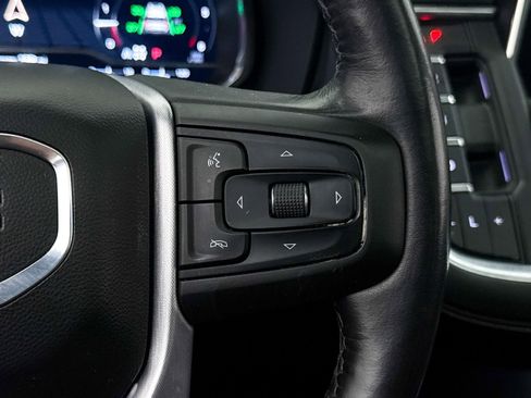 Used 2022 GMC Yukon SLT w/ SLT Premium Package image 34