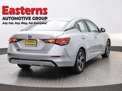 Used 2022 Nissan Sentra SV FWD image 5