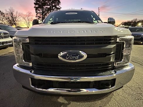 Used 2019 Ford F250 XL w/ Power Equipment Group image 2